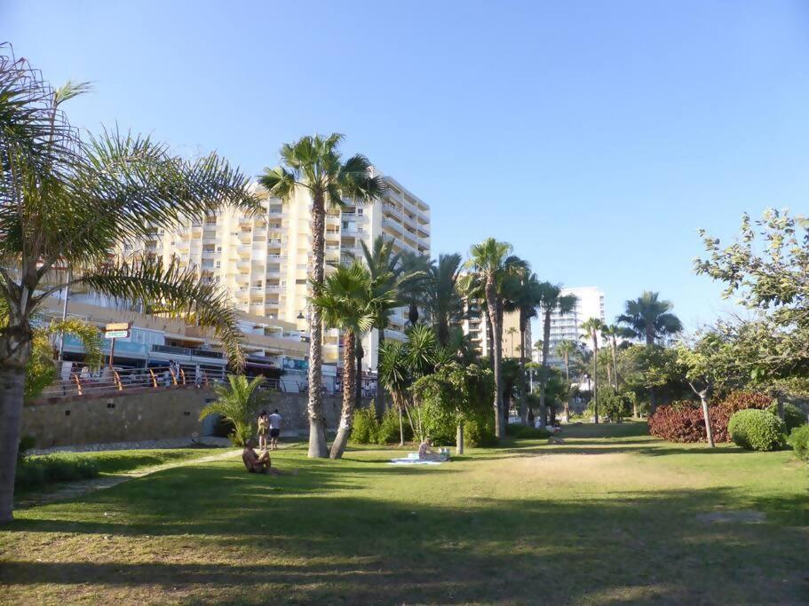 Estudio Nefeli Primera Linea Playa Amazing Views Benalmádena Exterior photo