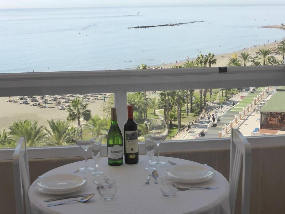 Estudio Nefeli Primera Linea Playa Amazing Views Benalmádena Exterior photo