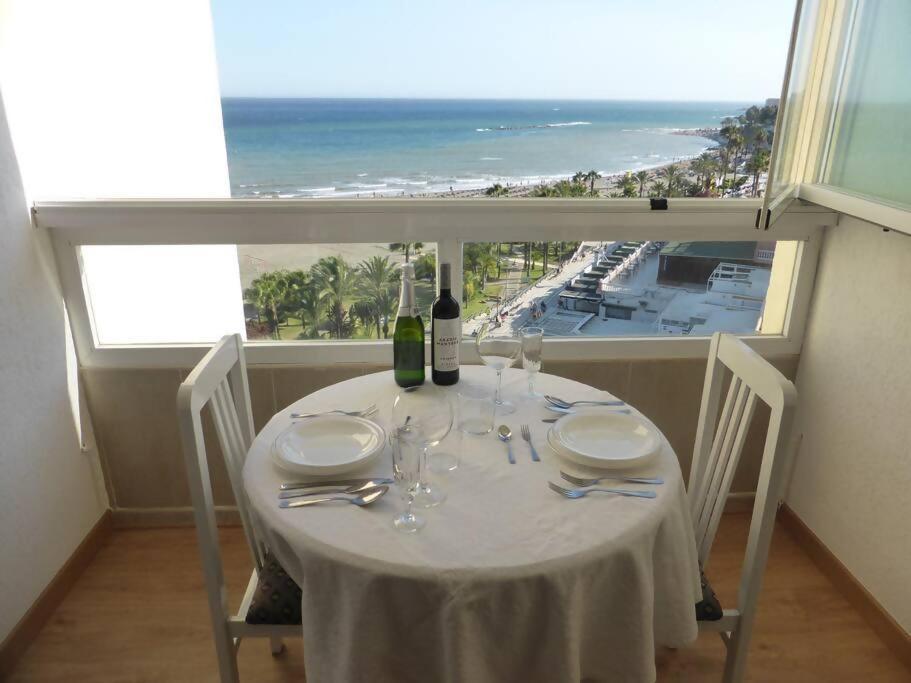 Estudio Nefeli Primera Linea Playa Amazing Views Benalmádena Exterior photo